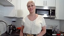 Fuck kitchen mom in ass